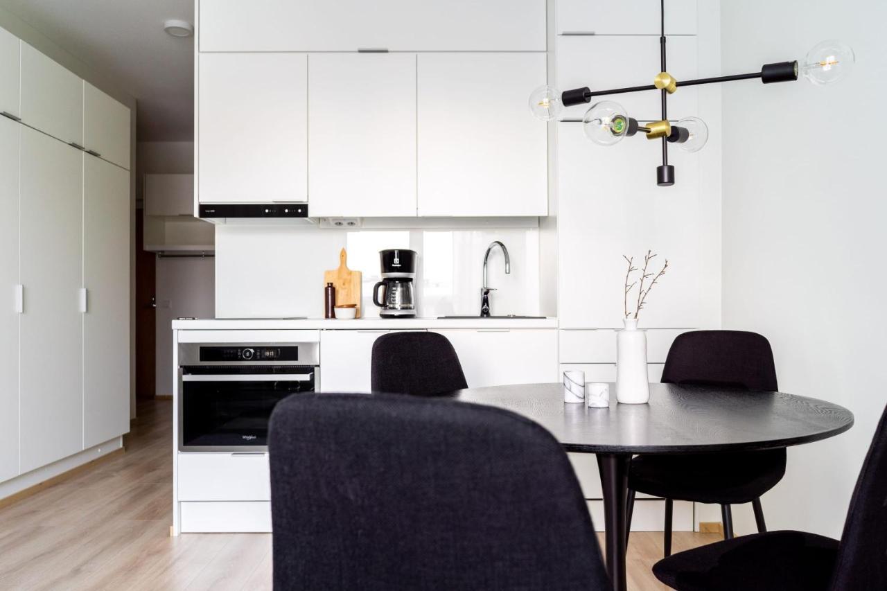 Ferienwohnung Juuri Valmistunut Yksio Rotuaarilla Oulu Exterior foto